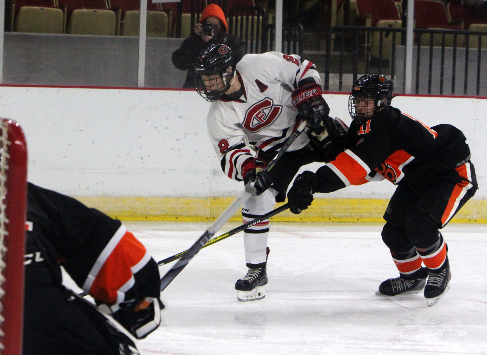 Chi-Hi boys hockey vs Verona at Division 1 state semifinals 3-6-20